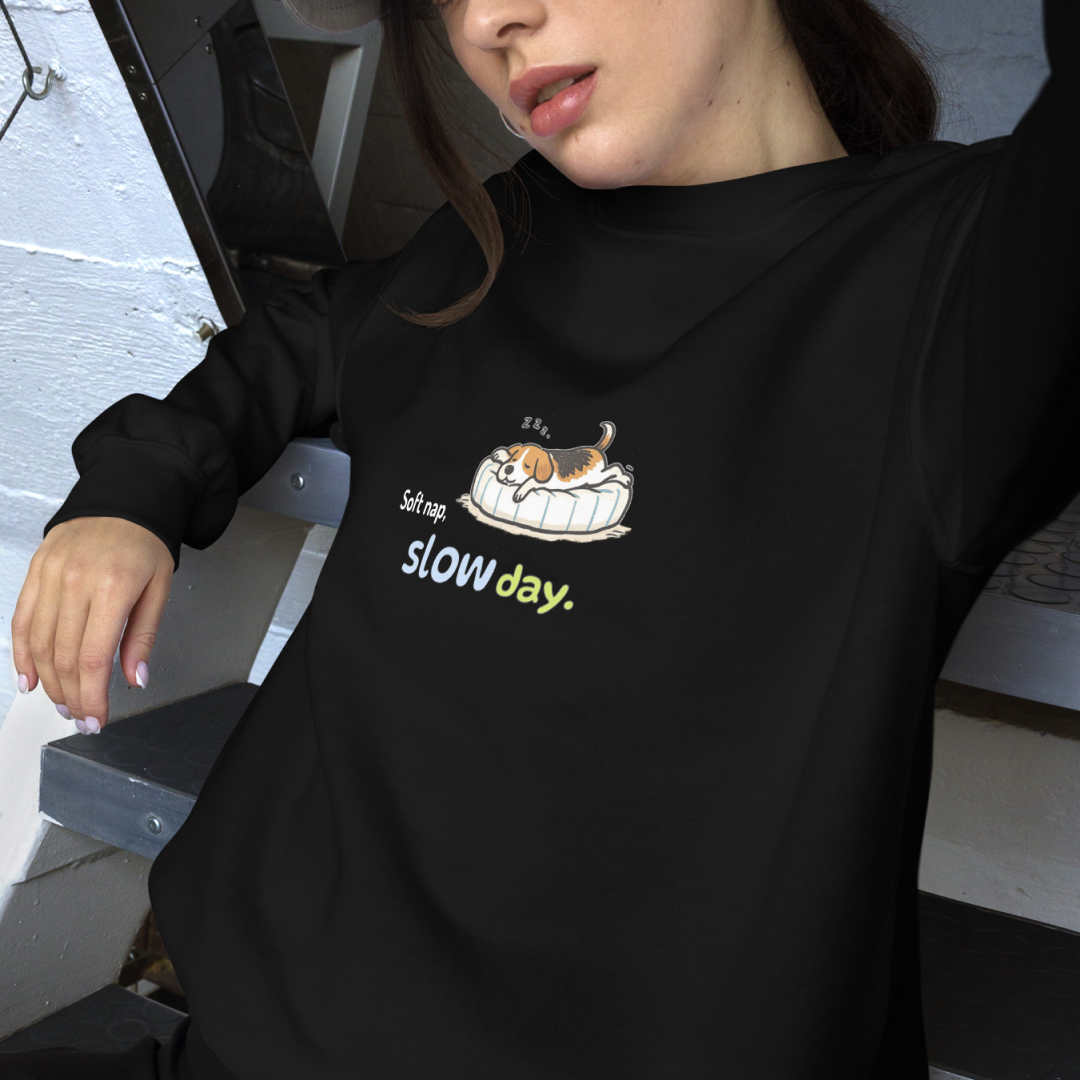 Soft nap, slow day. Sweat – Black
