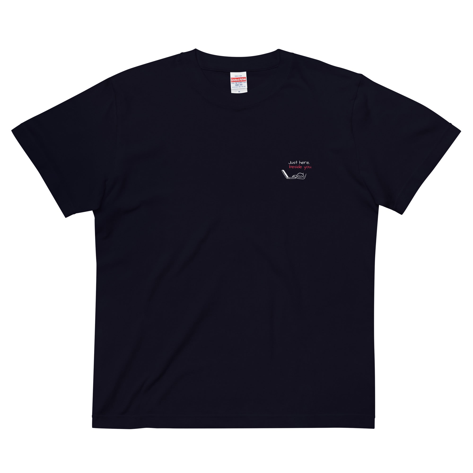 Just here, beside you. Tee – Navy｜犬が好きなすべての人のための